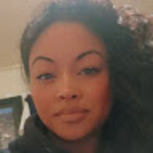 Meet your Posher, Sheena